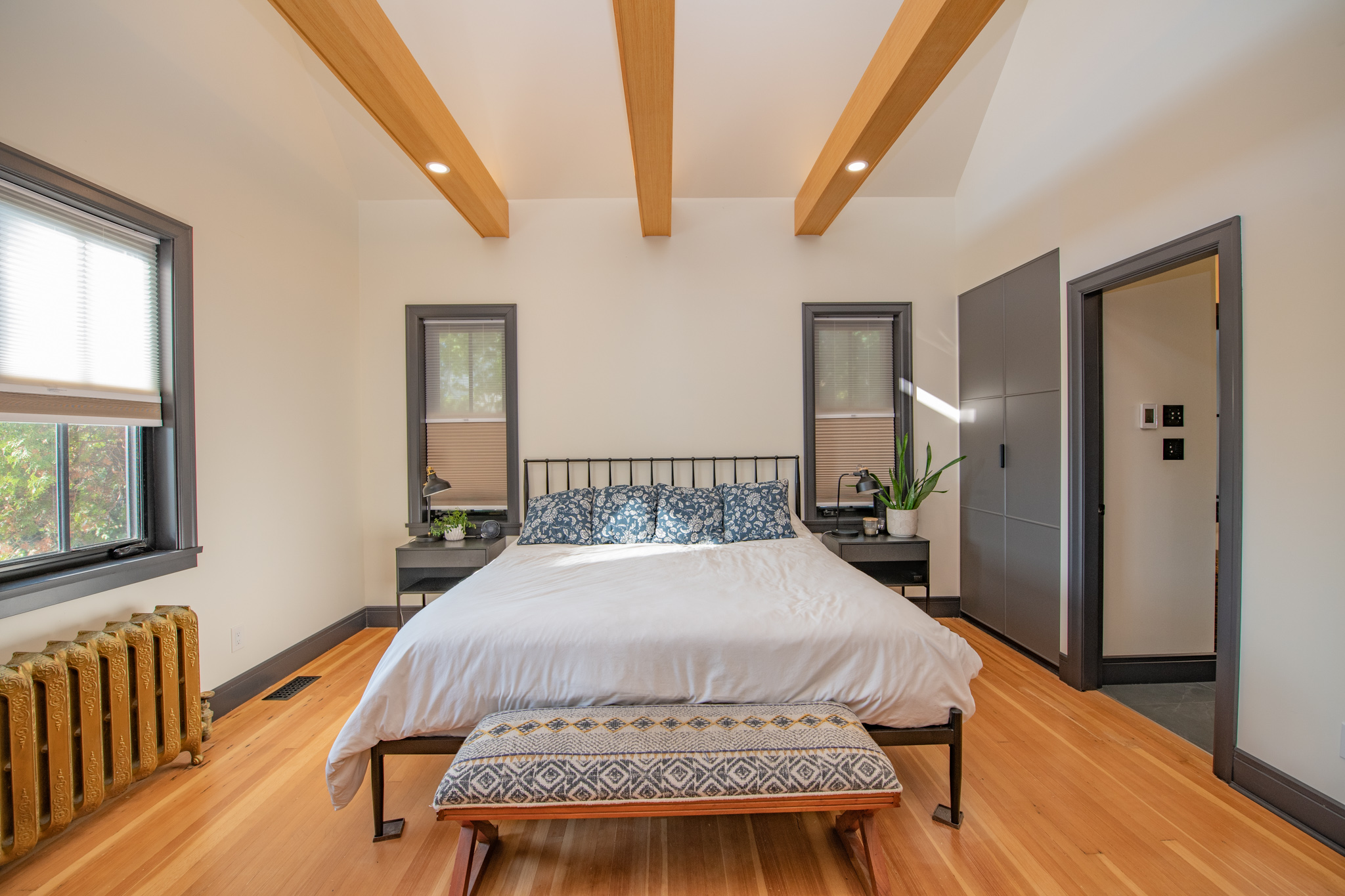 2505 23Street28