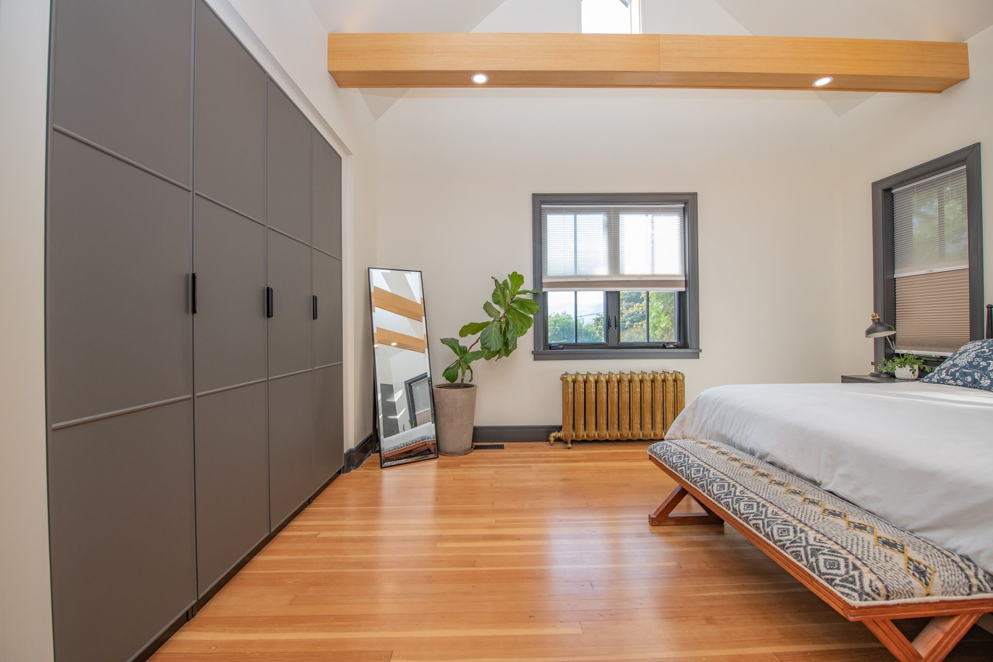 2505 23Street34
