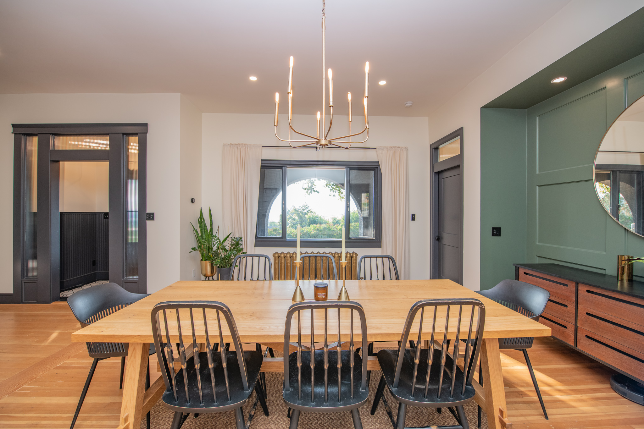 2505 23Street59